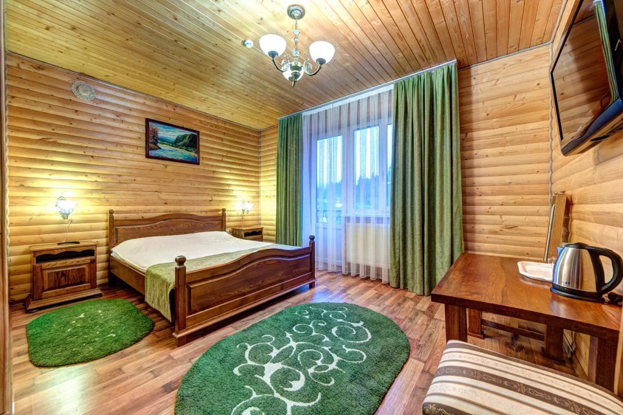 Milli & Jon Hotel Bukovel Kültér fotó