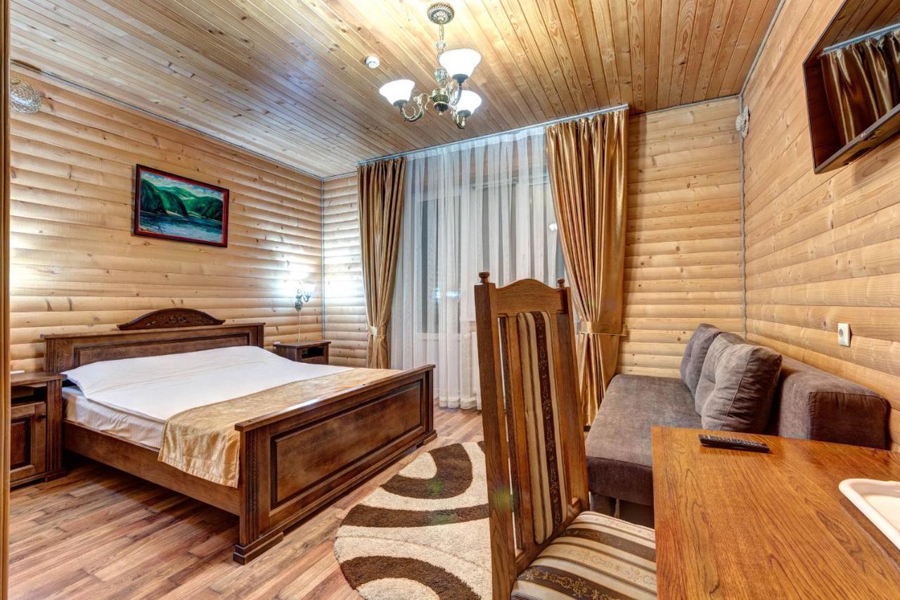 Milli & Jon Hotel Bukovel Kültér fotó